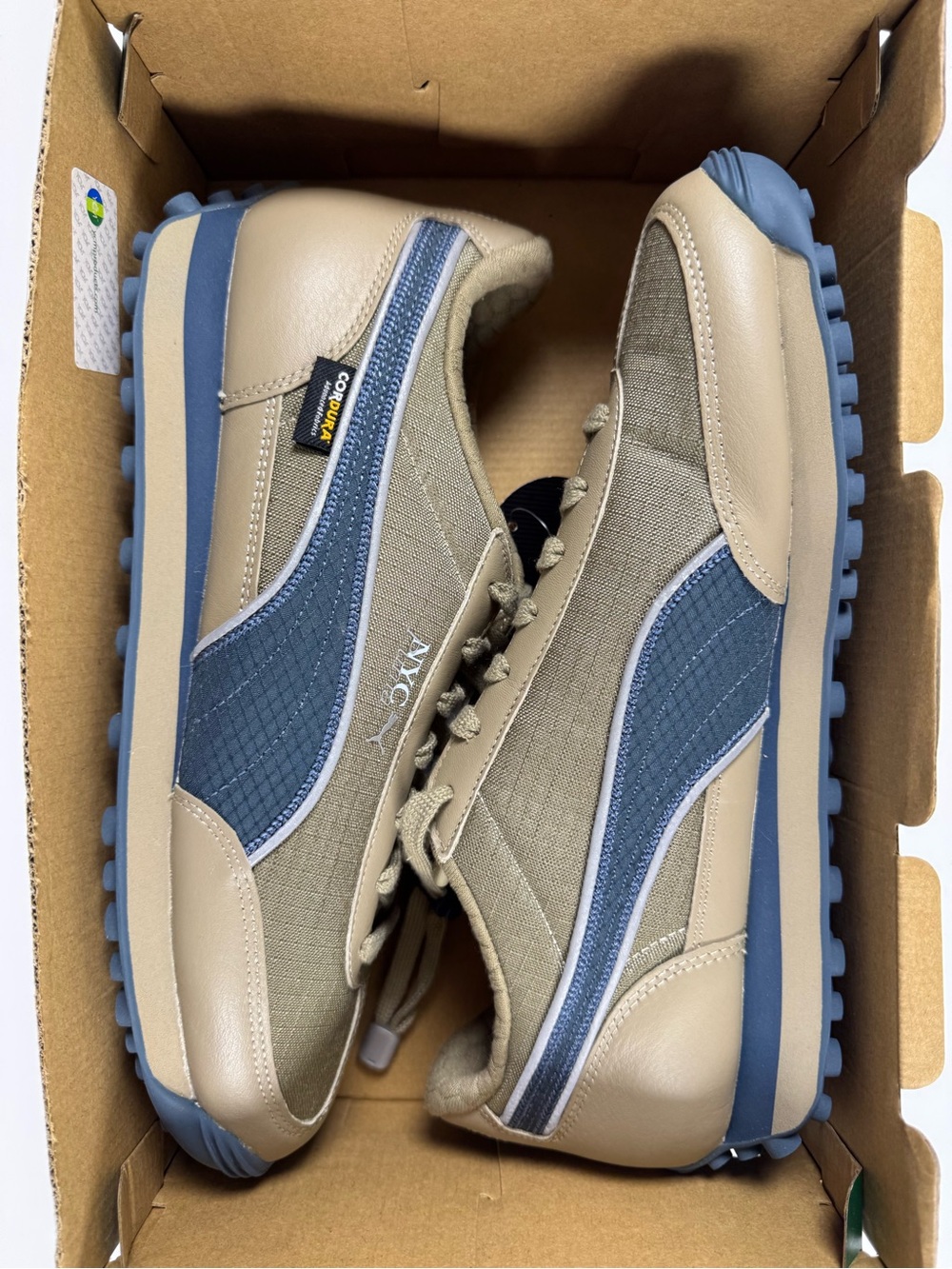 Puma Men's Beige and Blue Trail Sneakers